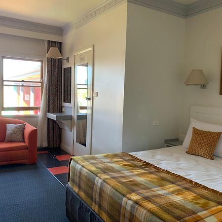 Moruya Monarch Hotel Buitenkant foto