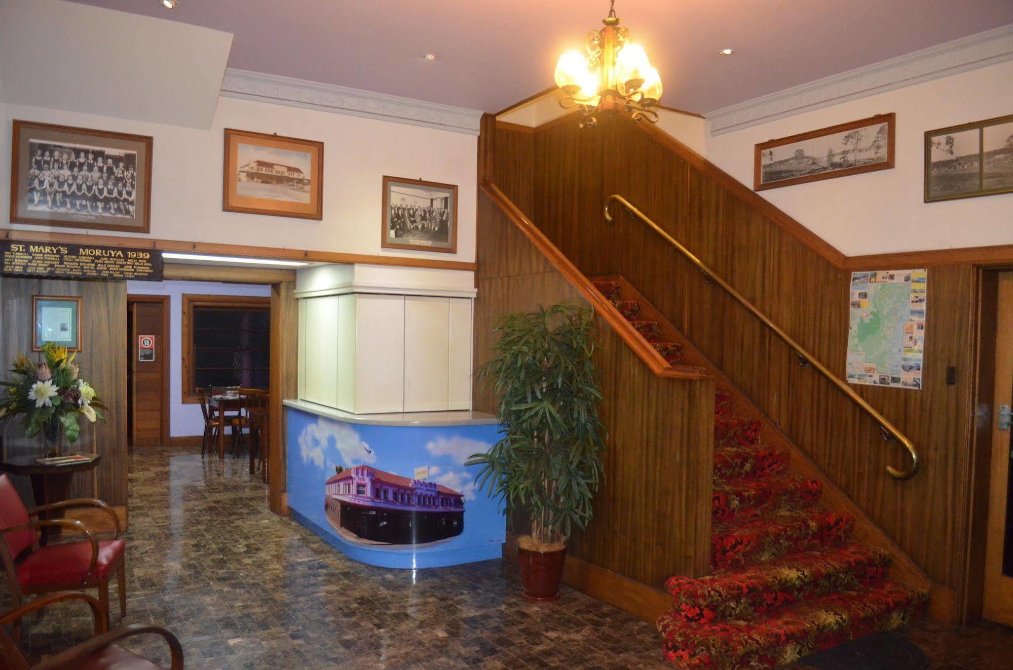 Moruya Monarch Hotel Buitenkant foto
